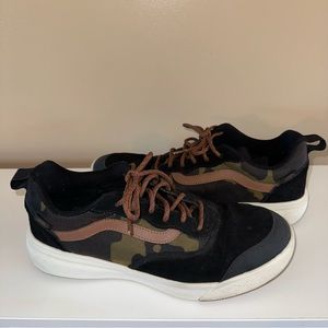 Vans UltraRange UltraCush Black Camo Shoes